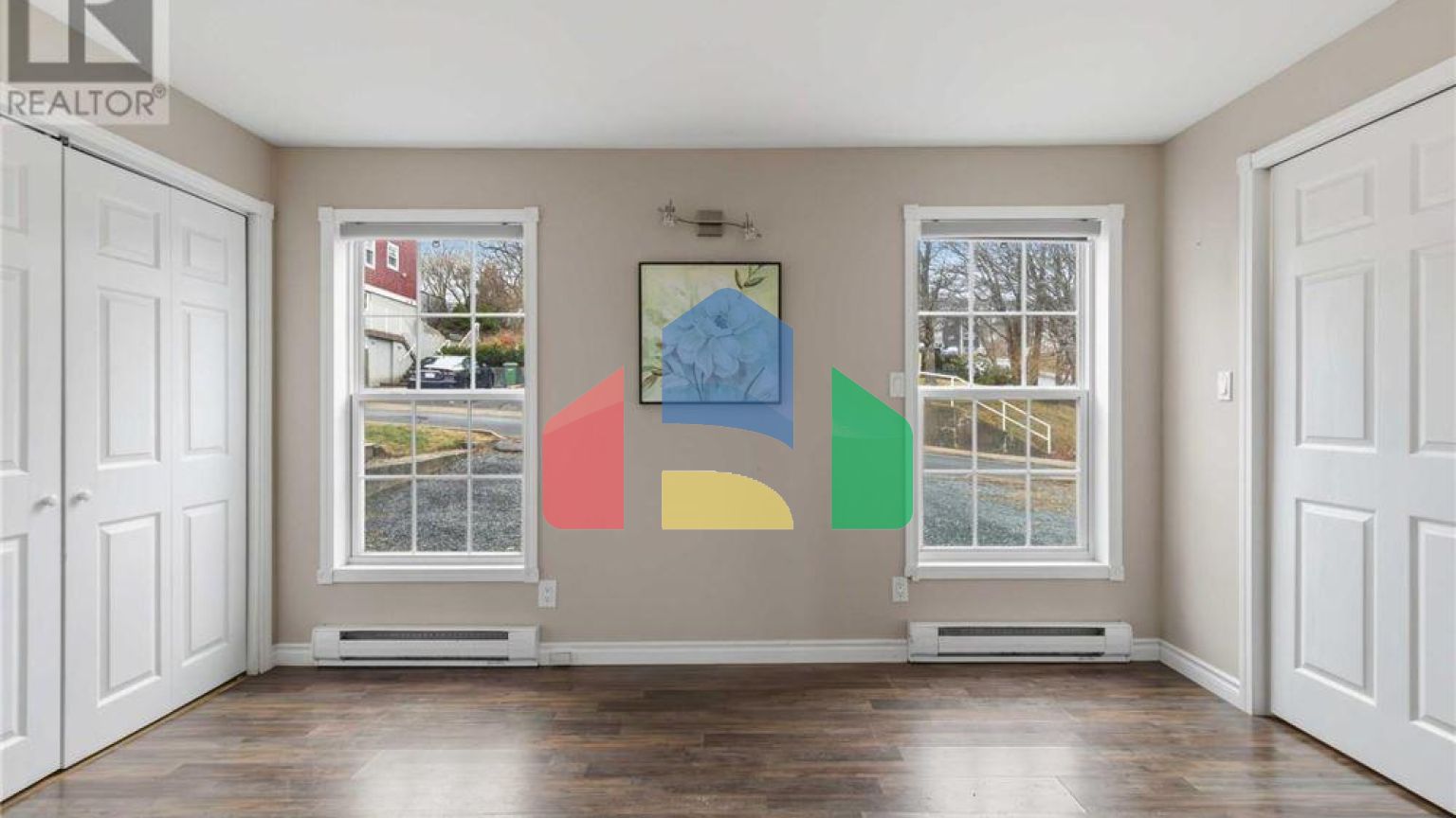 Residential - Single Family Home - Halifax, Canada - Canada