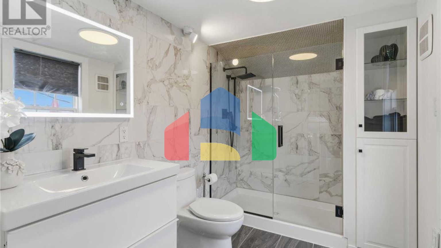 Residential - Single Family Home - Halifax, Canada - Canada