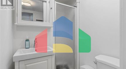 Residential - Single Family Home - Halifax, Canada - Canada