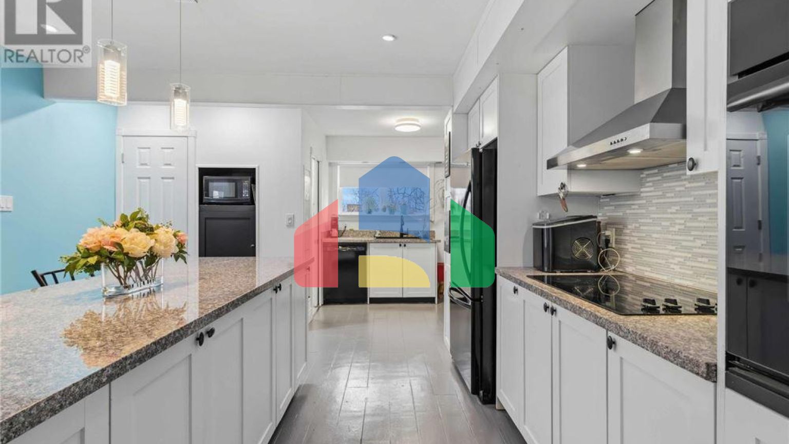 Residential - Single Family Home - Halifax, Canada - Canada