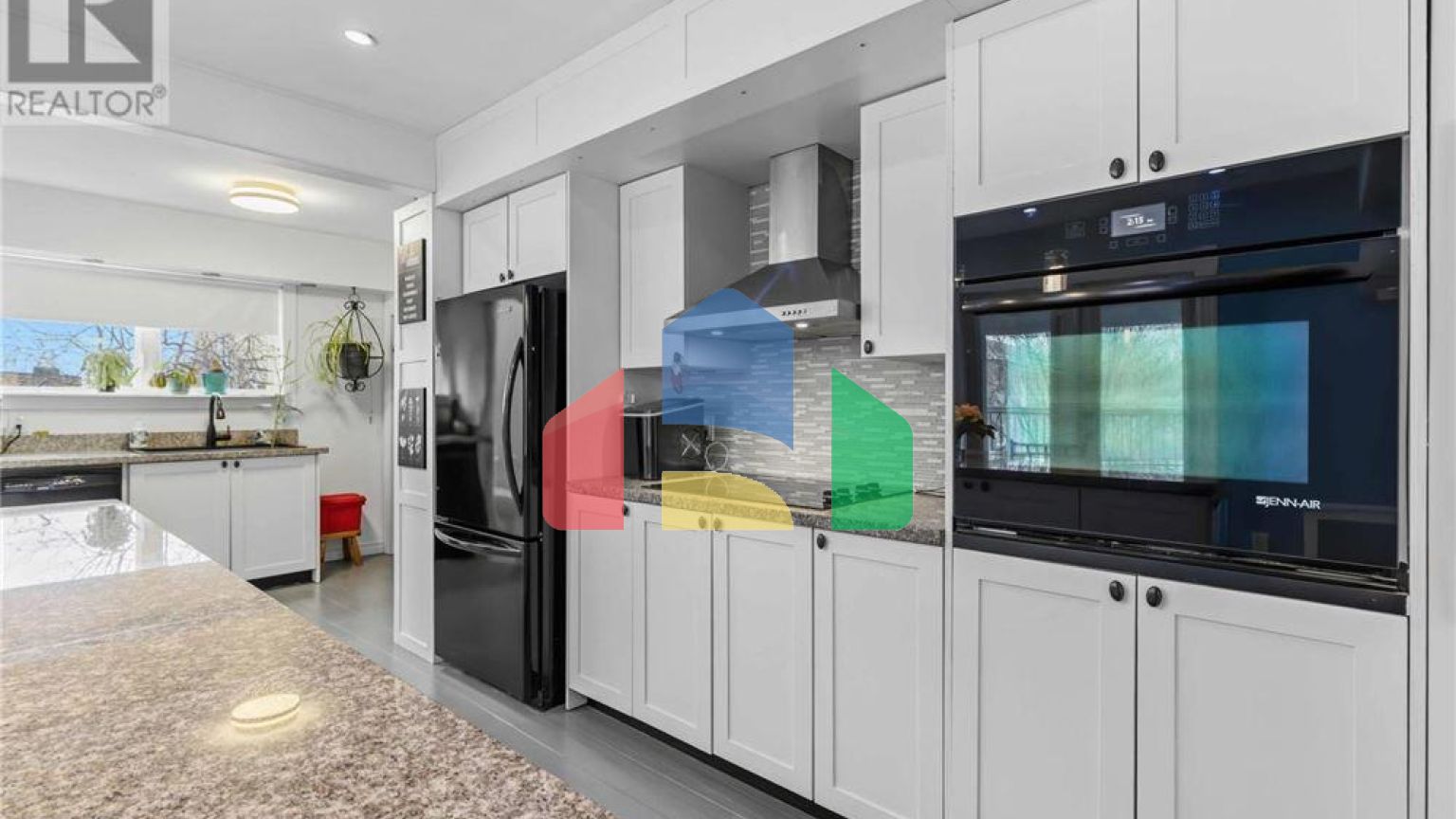 Residential - Single Family Home - Halifax, Canada - Canada