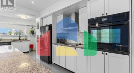 Residential - Single Family Home - Halifax, Canada - Canada