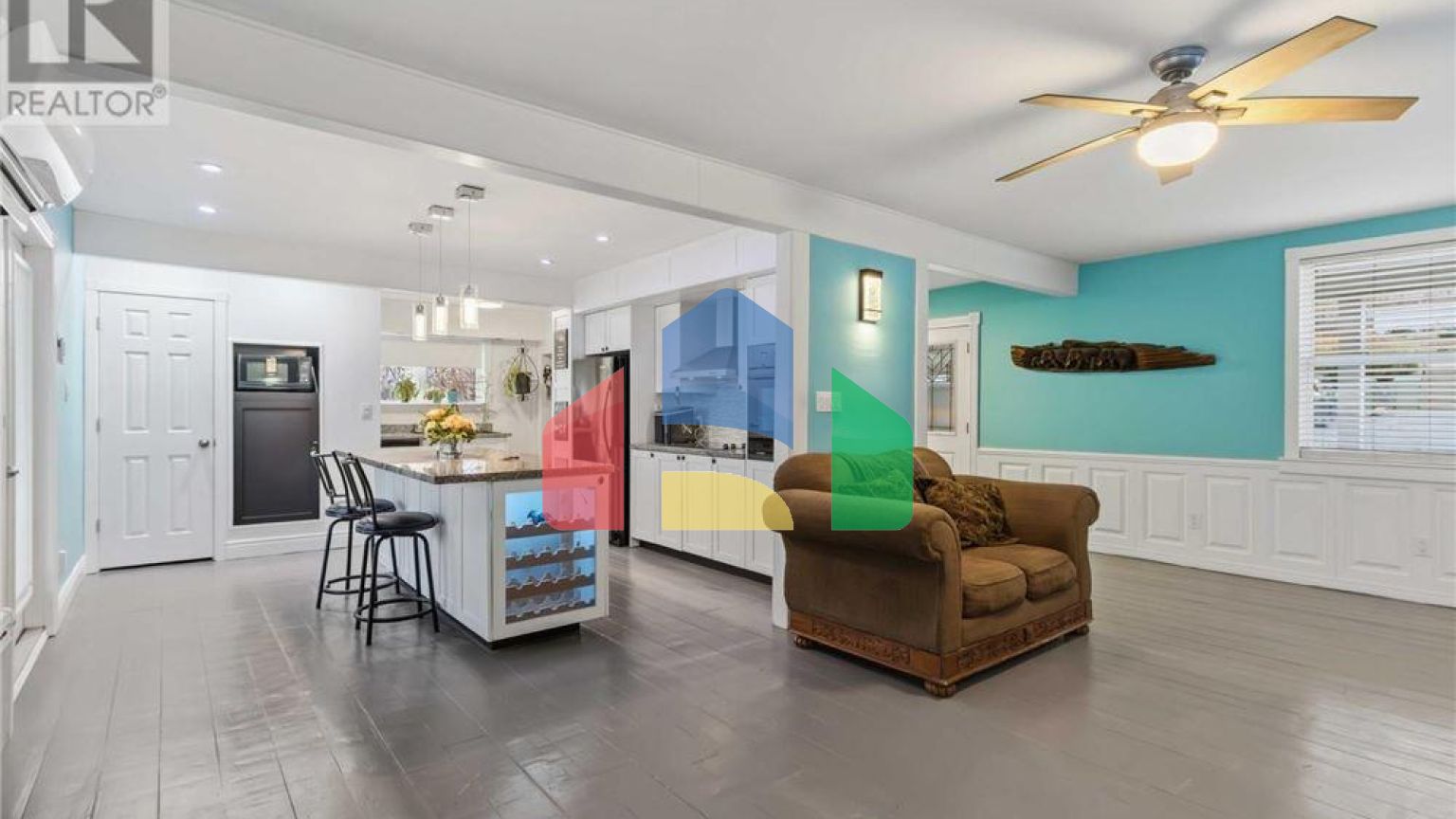 Residential - Single Family Home - Halifax, Canada - Canada