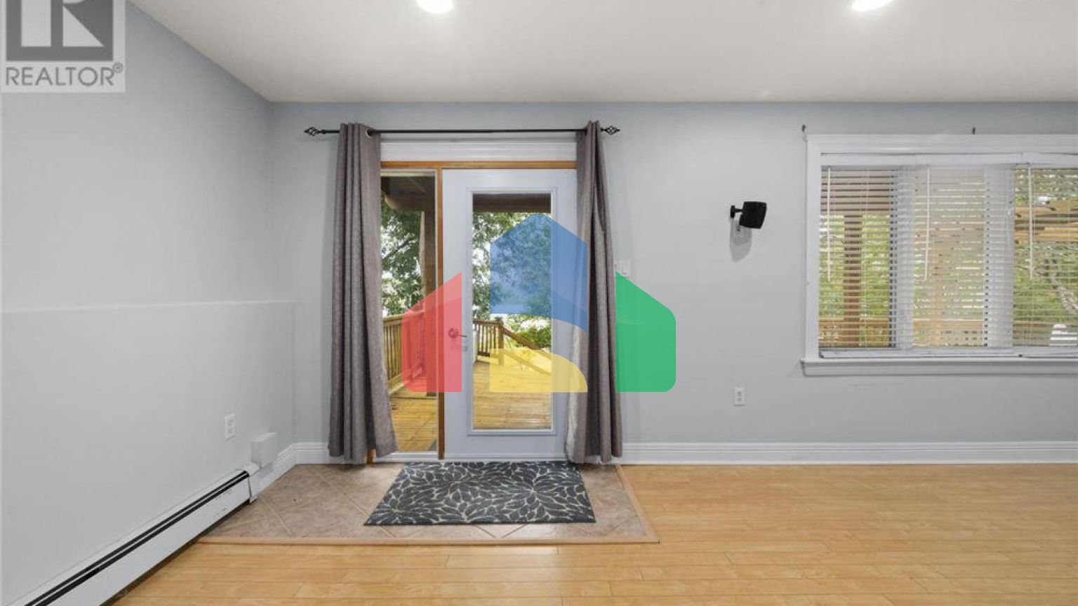 Residential - Single Family Home - Halifax, Canada - Canada