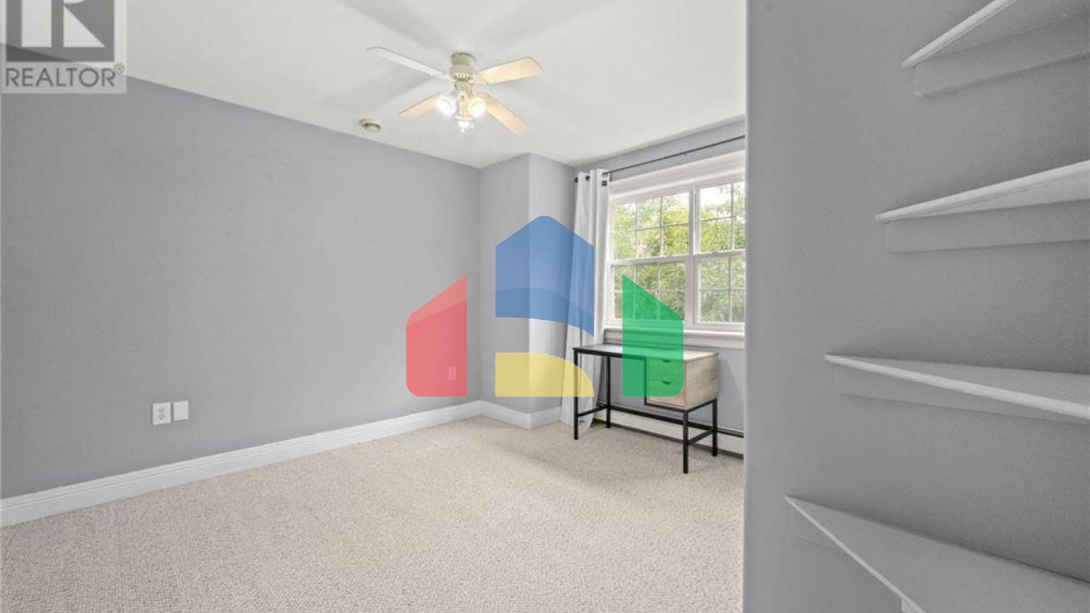 Residential - Single Family Home - Halifax, Canada - Canada