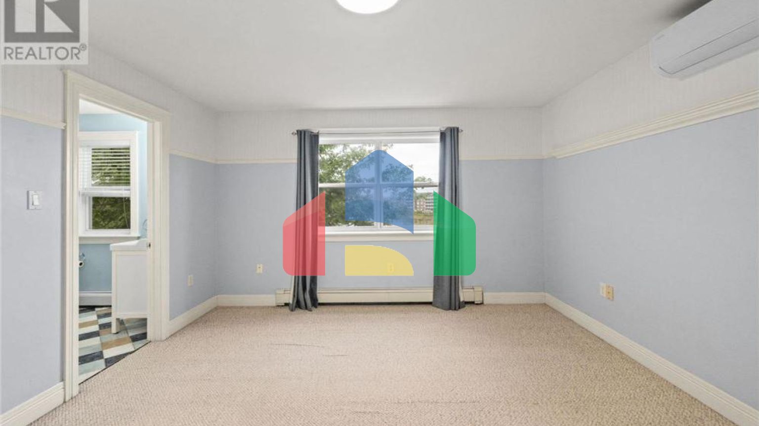 Residential - Single Family Home - Halifax, Canada - Canada