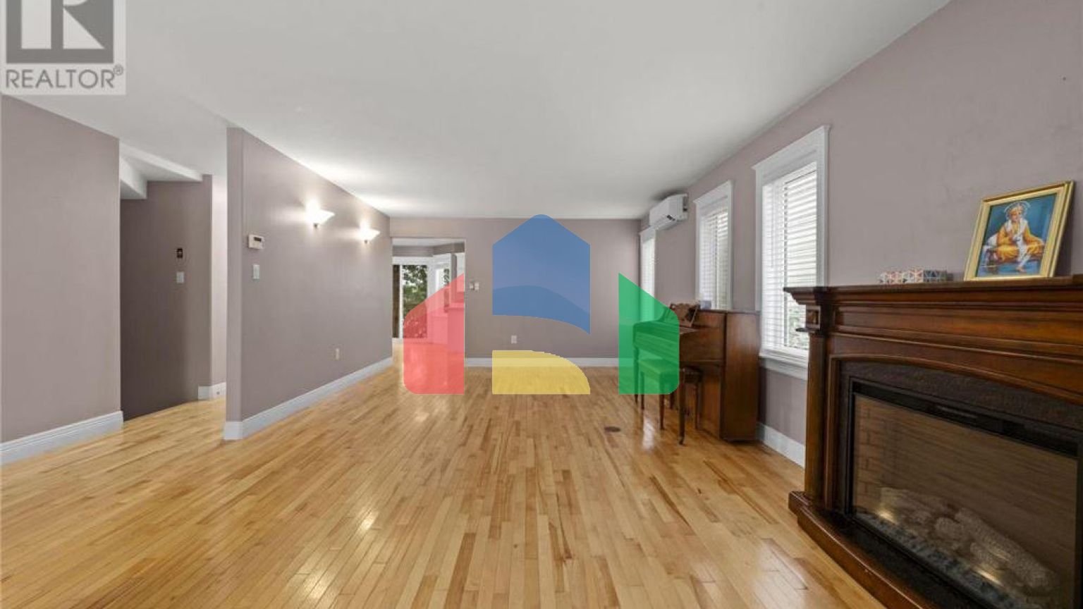 Residential - Single Family Home - Halifax, Canada - Canada