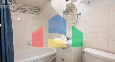 Residential - Single Family Home - Halifax, Canada - Canada