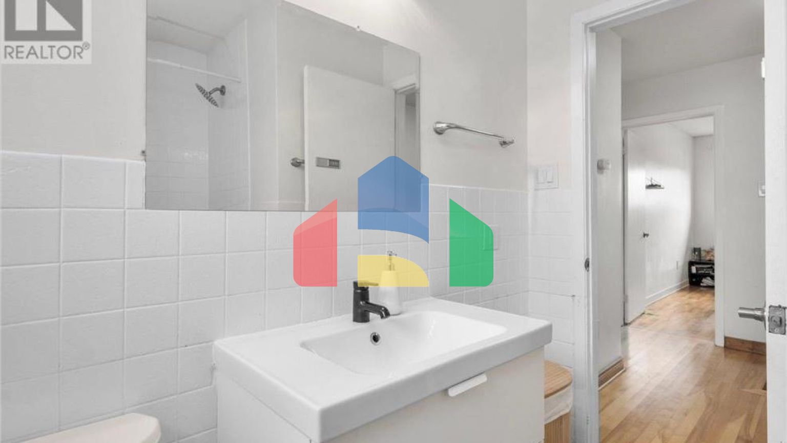 Residential - Single Family Home - Halifax, Canada - Canada