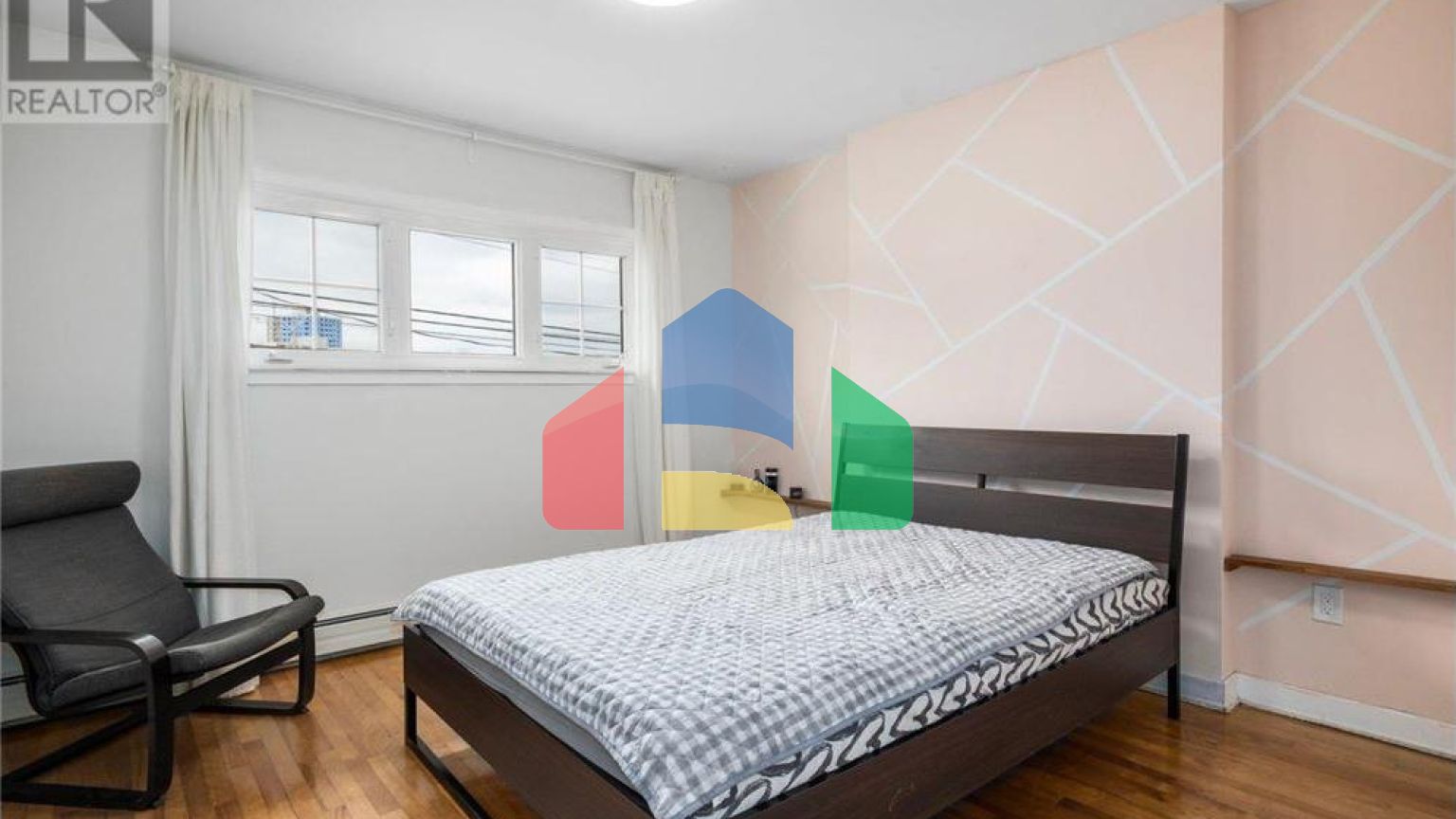 Residential - Single Family Home - Halifax, Canada - Canada