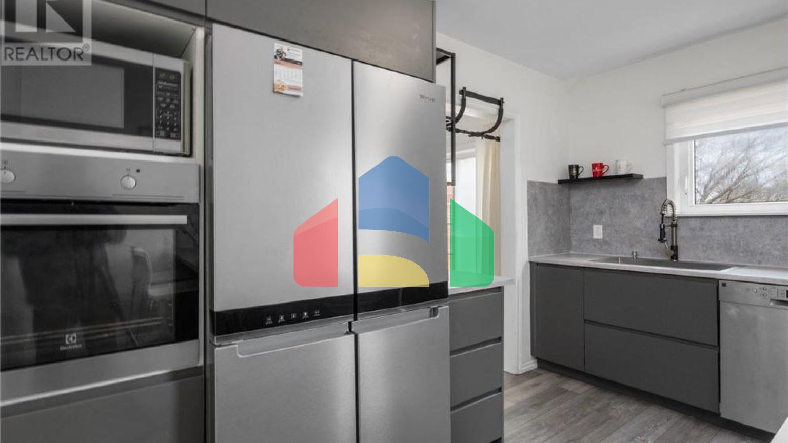 Residential - Single Family Home - Halifax, Canada - Canada