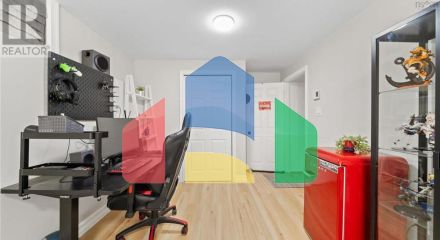 Residential - Single Family Home - Halifax, Canada - Canada