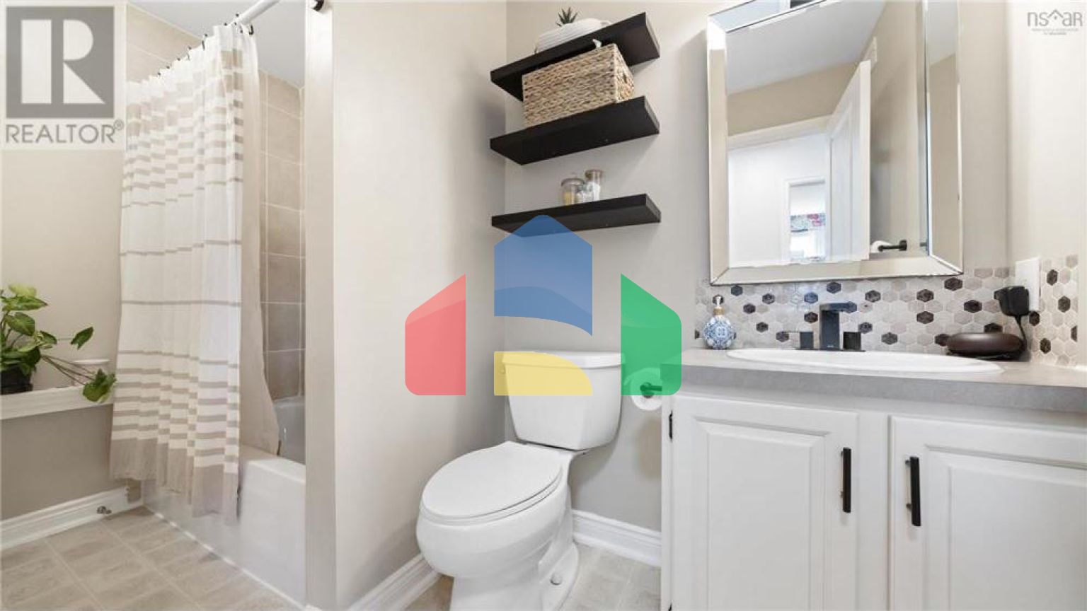 Residential - Single Family Home - Halifax, Canada - Canada