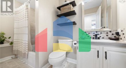 Residential - Single Family Home - Halifax, Canada - Canada