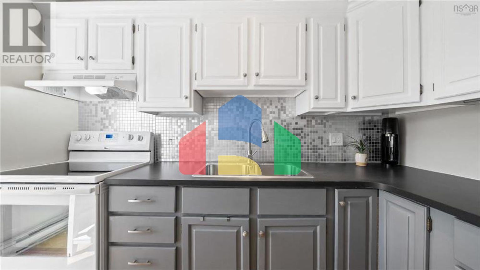 Residential - Single Family Home - Halifax, Canada - Canada