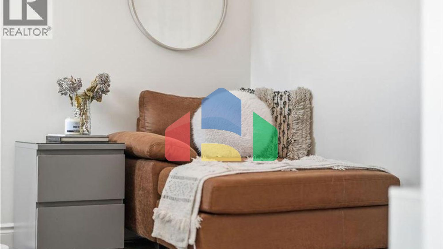 Residential - Single Family Home - Hamilton, Canada - Canada