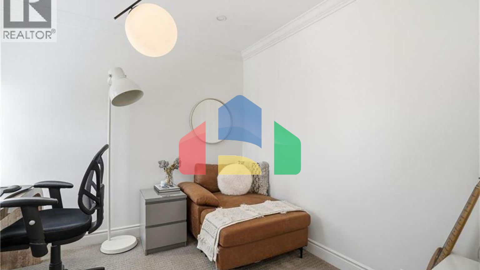 Residential - Single Family Home - Hamilton, Canada - Canada