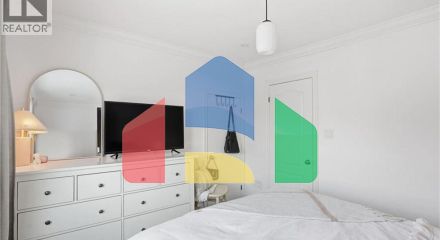 Residential - Single Family Home - Hamilton, Canada - Canada