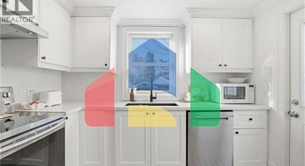 Residential - Single Family Home - Hamilton, Canada - Canada