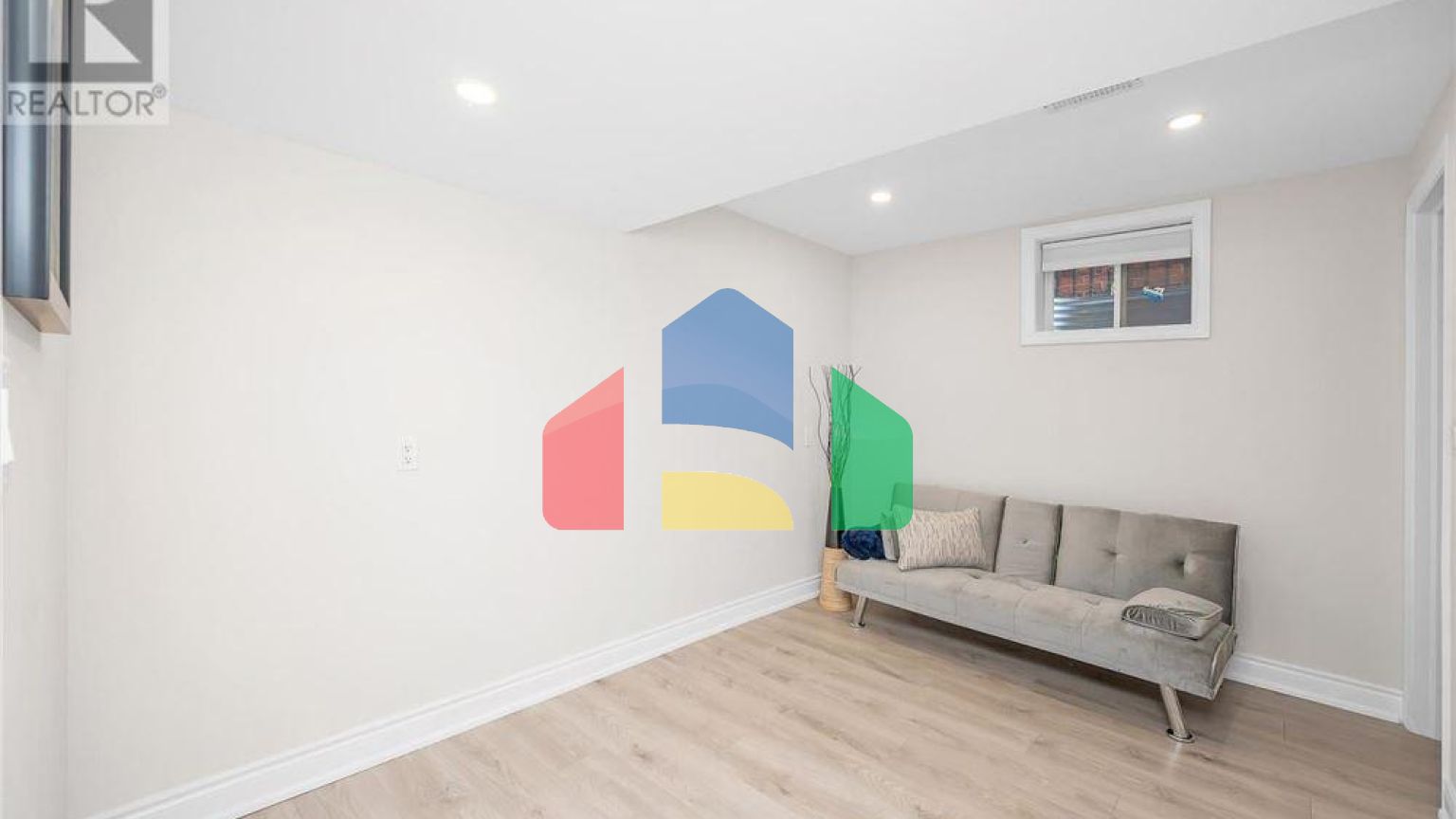 Residential - Multi-Family - Hamilton, Canada - Canada