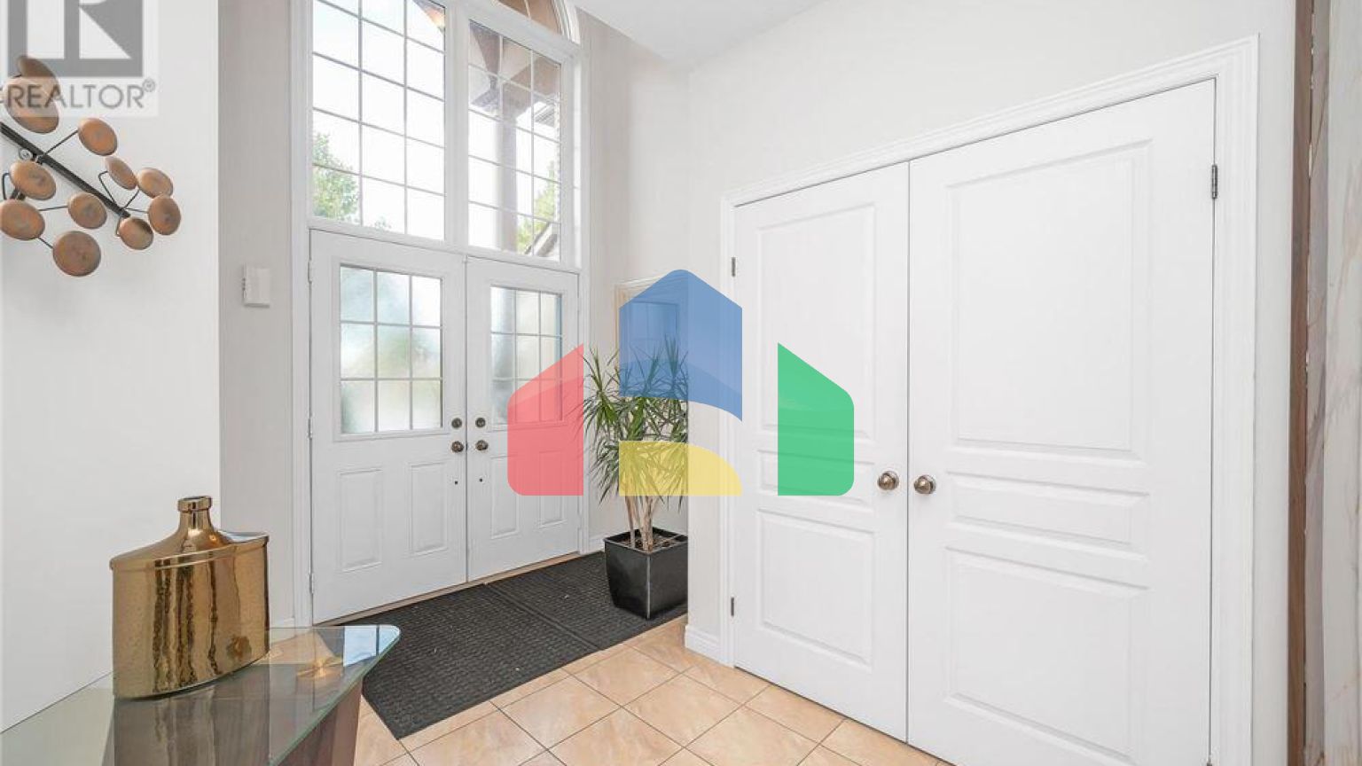 Residential - Multi-Family - Hamilton, Canada - Canada