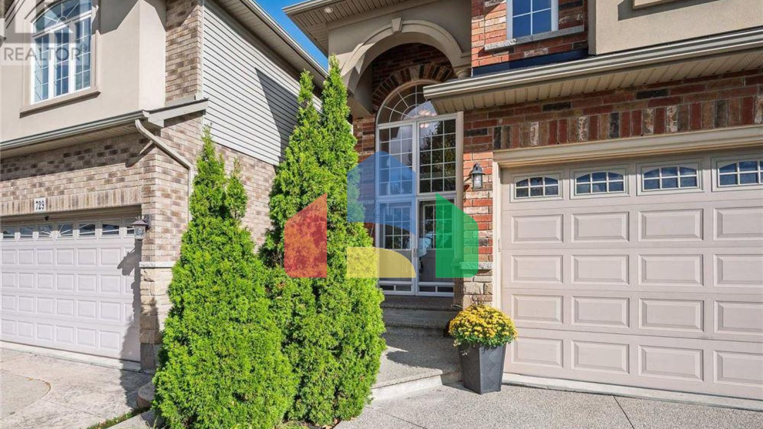 Residential - Multi-Family - Hamilton, Canada - Canada