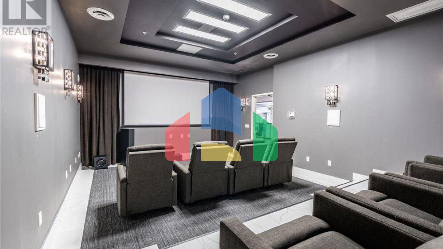 Residential - Single Family Home - Hamilton, Canada - Canada