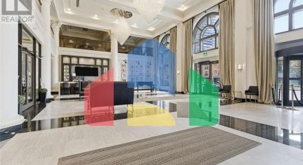 Residential - Single Family Home - Hamilton, Canada - Canada