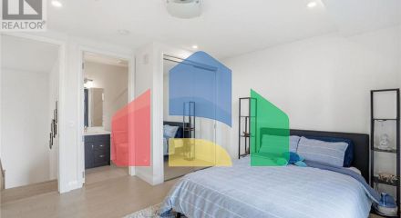 Residential - Single Family Home - Hamilton, Canada - Canada