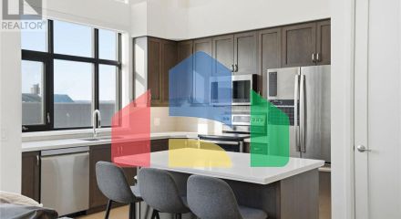 Residential - Single Family Home - Hamilton, Canada - Canada