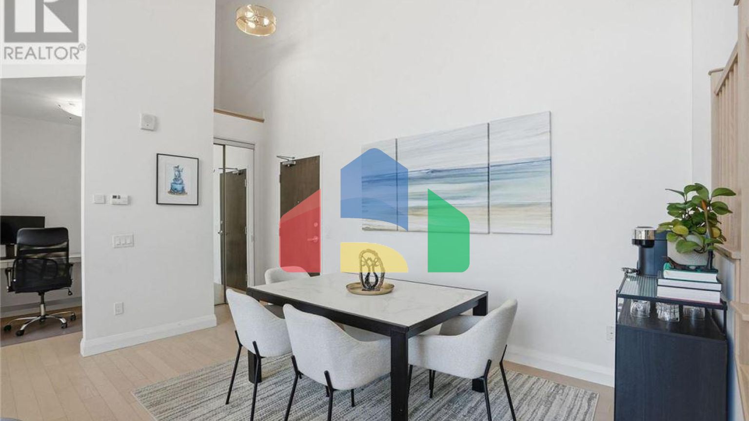 Residential - Single Family Home - Hamilton, Canada - Canada