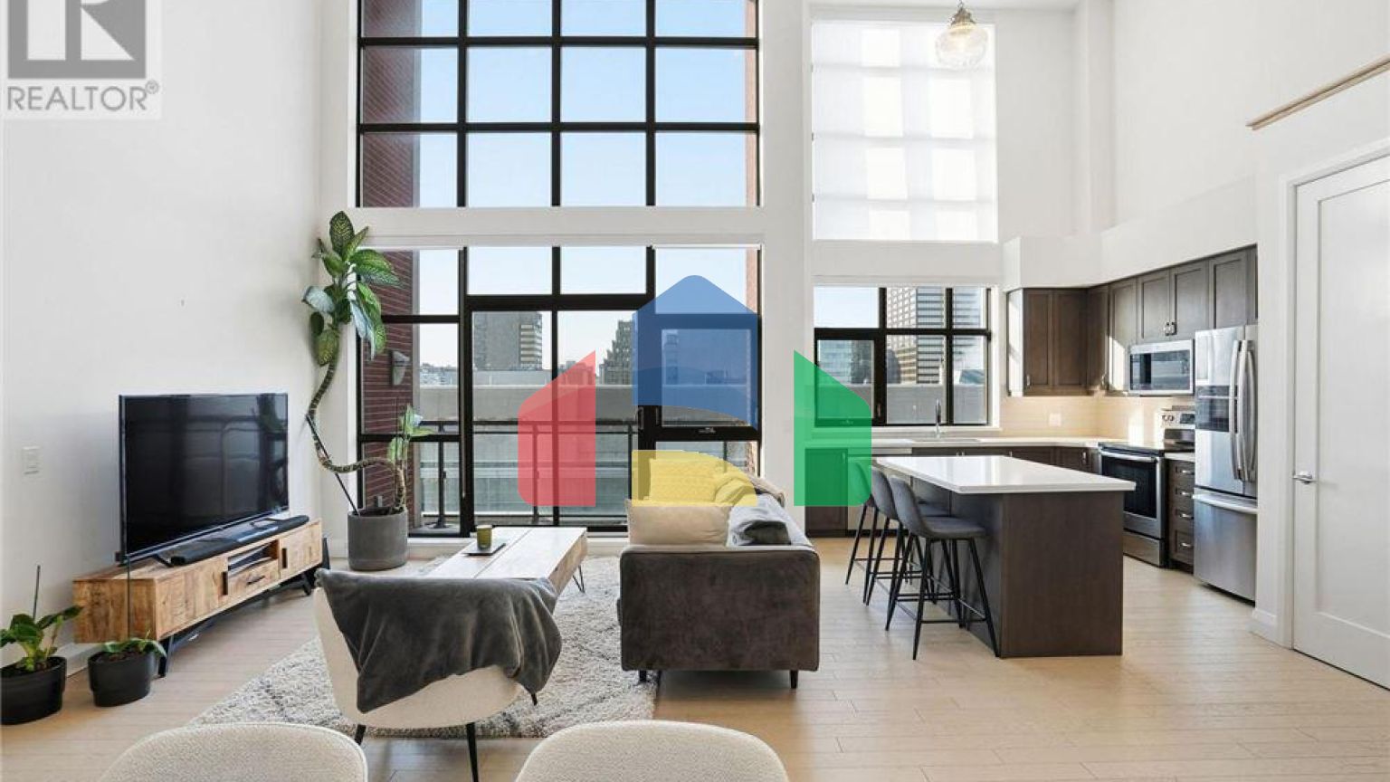 Residential - Single Family Home - Hamilton, Canada - Canada