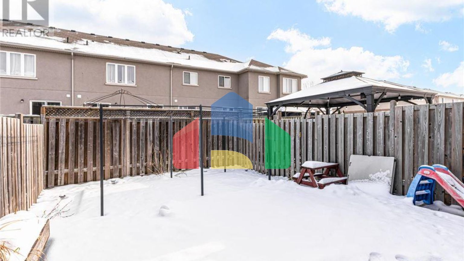 Residential - Single Family Home - Hamilton, Canada - Canada