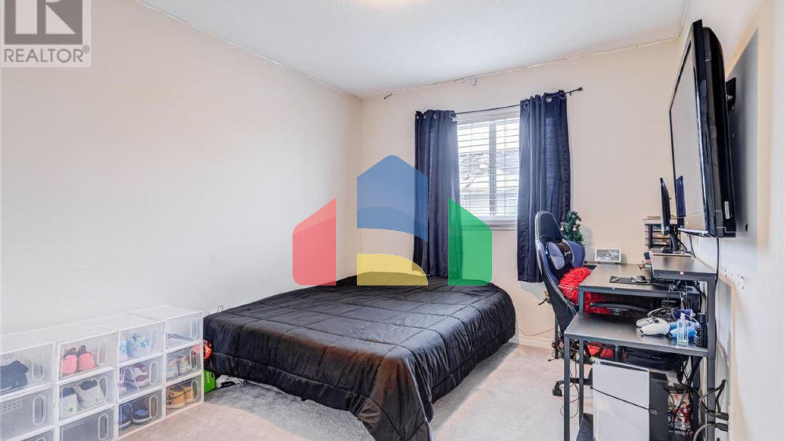 Residential - Single Family Home - Hamilton, Canada - Canada