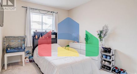 Residential - Single Family Home - Hamilton, Canada - Canada