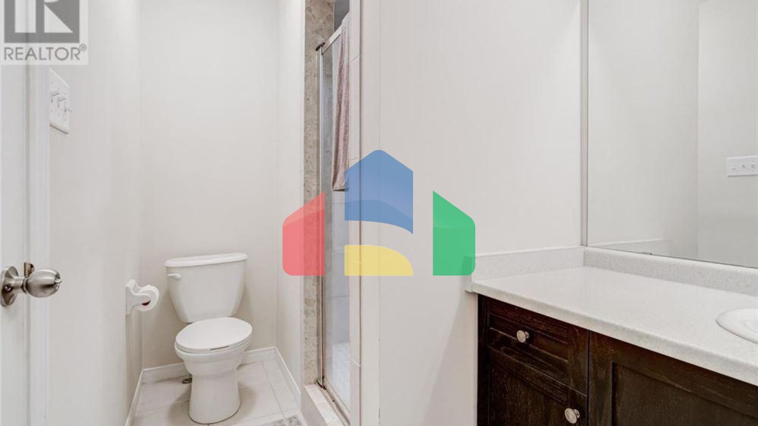 Residential - Single Family Home - Hamilton, Canada - Canada