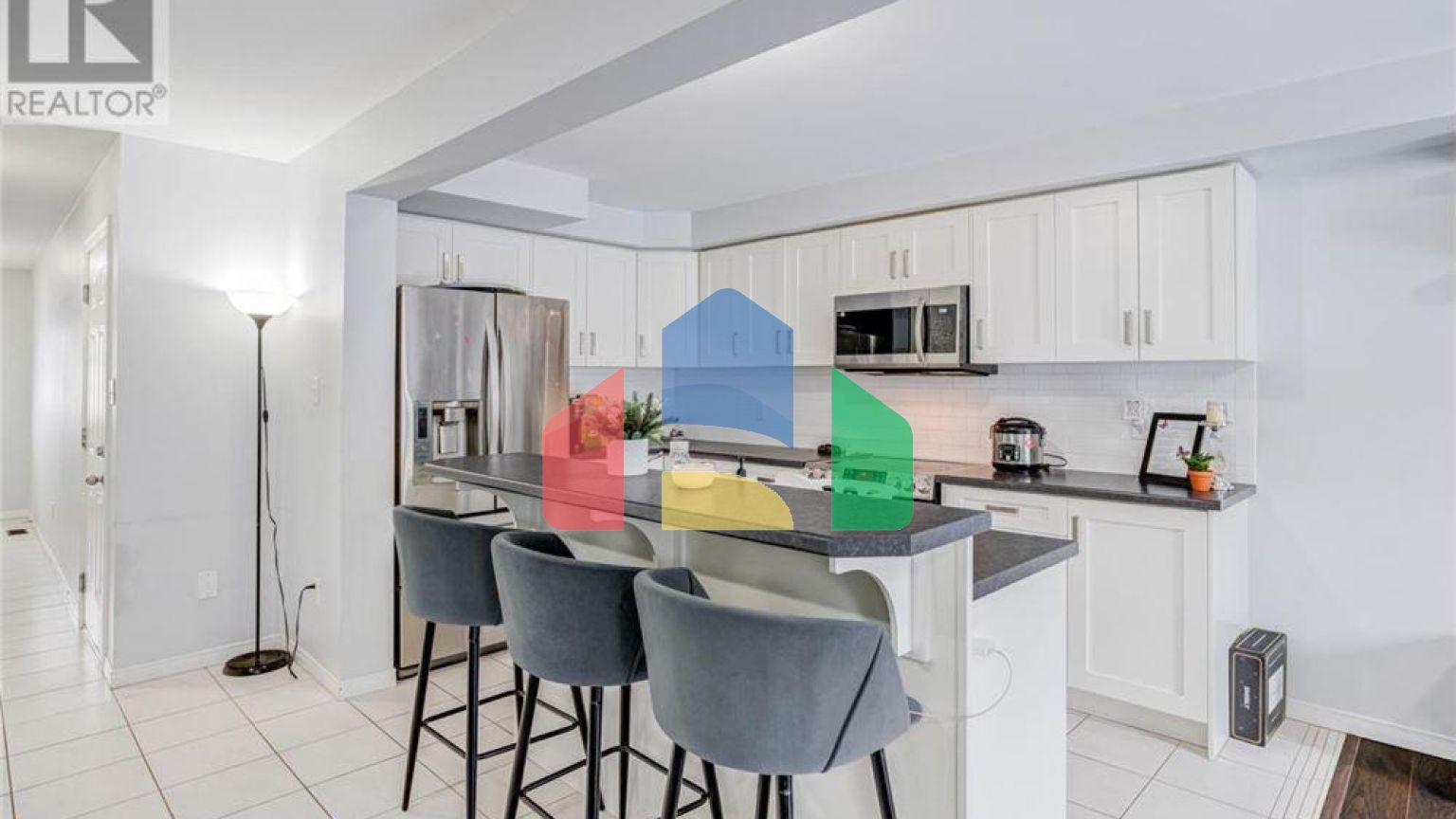 Residential - Single Family Home - Hamilton, Canada - Canada