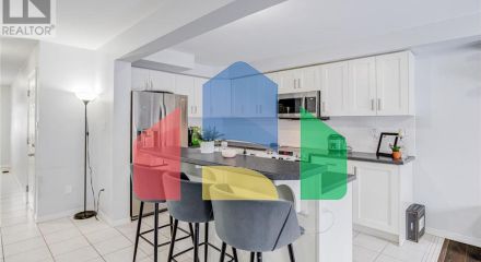 Residential - Single Family Home - Hamilton, Canada - Canada