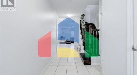 Residential - Single Family Home - Hamilton, Canada - Canada