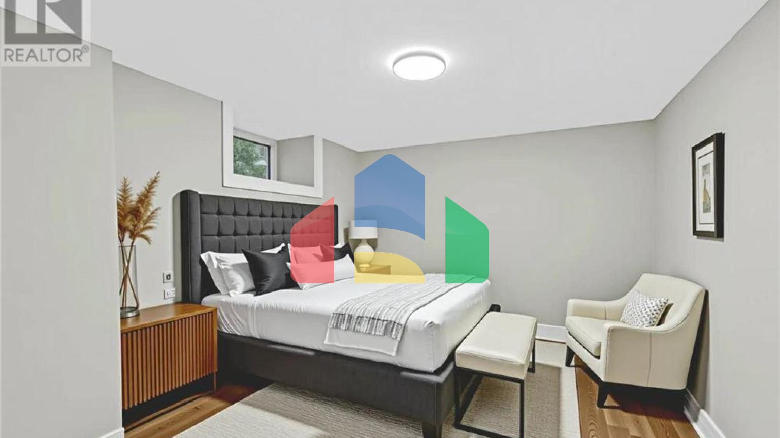 Residential - Multi-Family - Hamilton, Canada - Canada