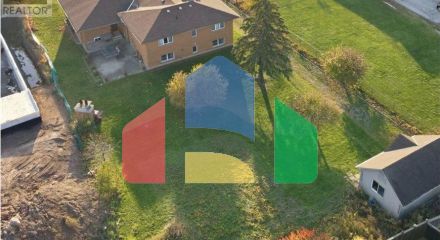 Residential - Single Family Home - Hamilton, Canada - Canada