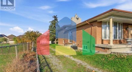 Residential - Single Family Home - Hamilton, Canada - Canada