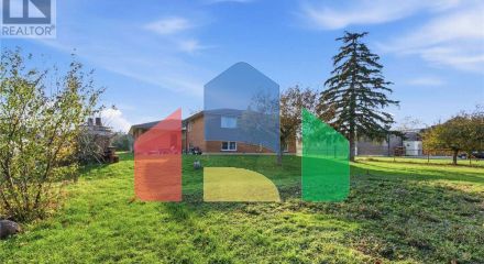 Residential - Single Family Home - Hamilton, Canada - Canada