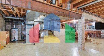 Residential - Single Family Home - Hamilton, Canada - Canada