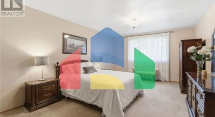 Residential - Single Family Home - Hamilton, Canada - Canada