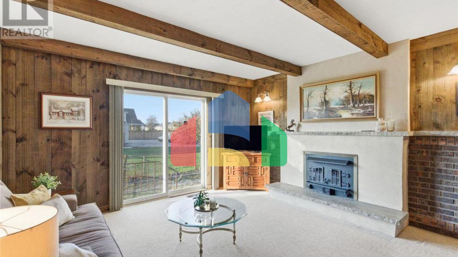 Residential - Single Family Home - Hamilton, Canada - Canada