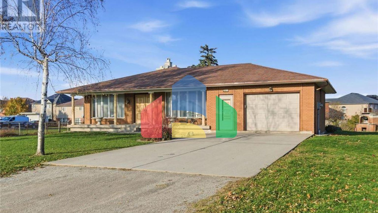 Residential - Single Family Home - Hamilton, Canada - Canada