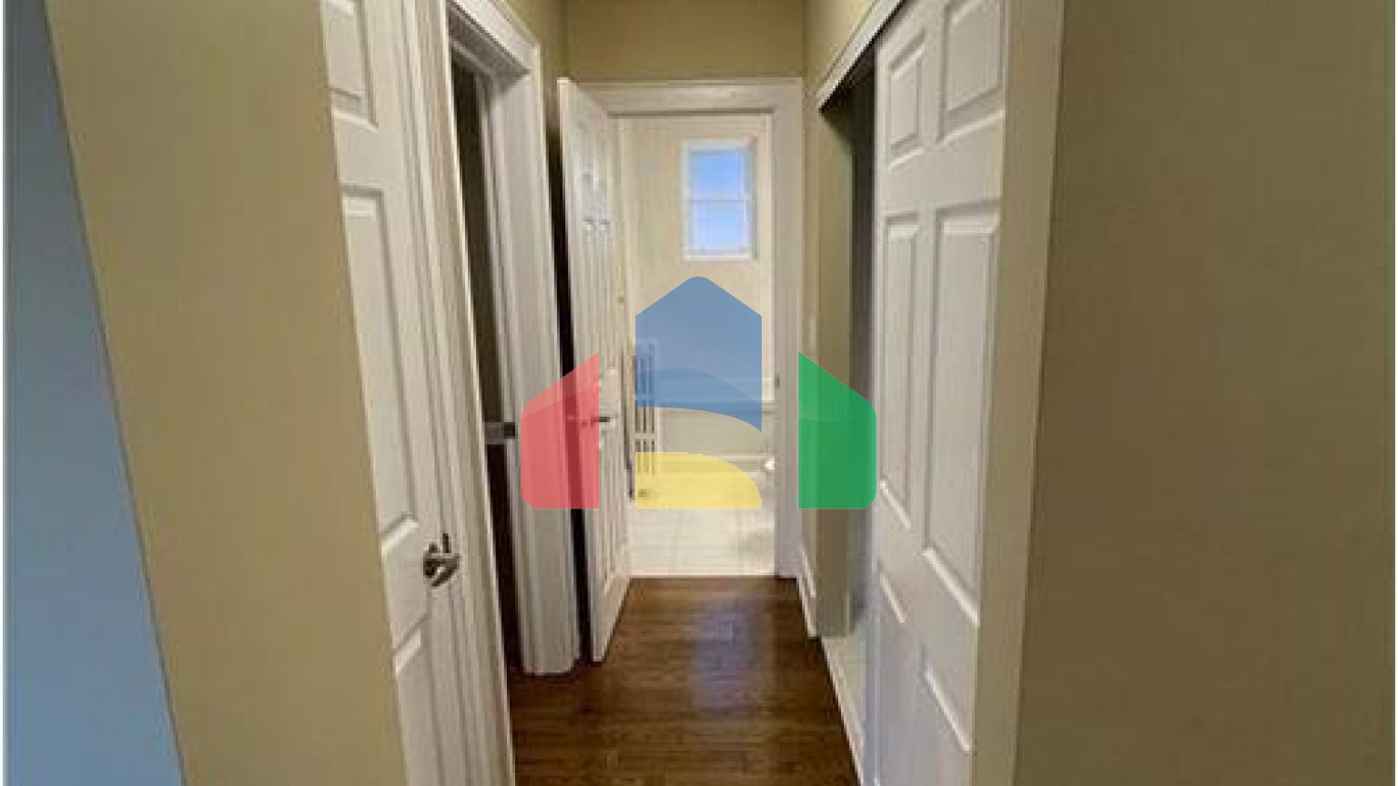 Residential - Condo/Apartment - Hamilton, Canada - Canada