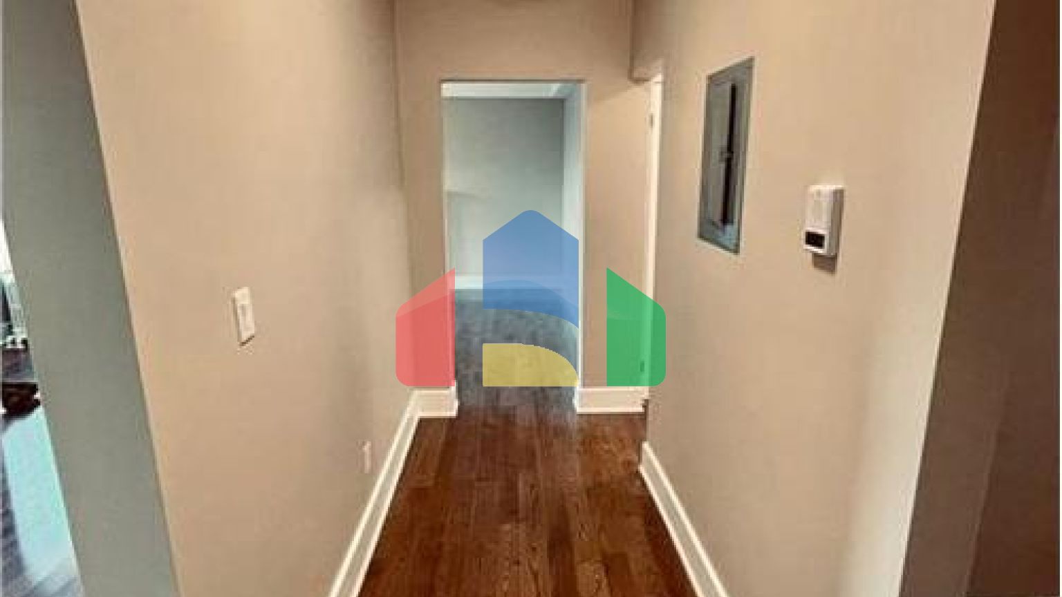 Residential - Condo/Apartment - Hamilton, Canada - Canada