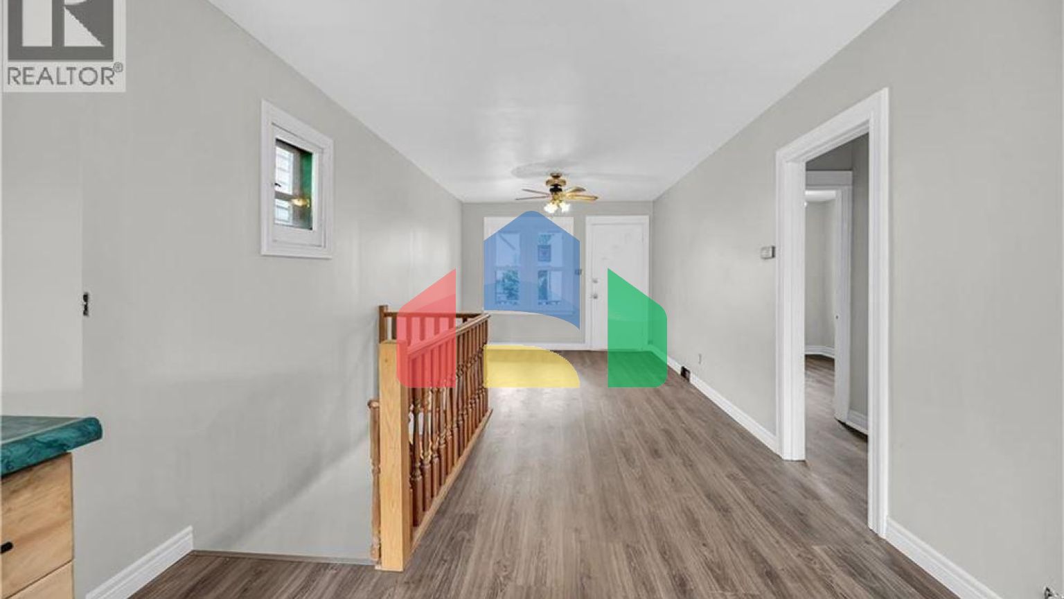 Residential - Single Family Home - Hamilton, Canada - Canada